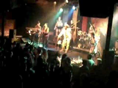 APPLE GABRIEL & ZVULOON DUB SYSTEM - WE A DE RASTA - LIVE