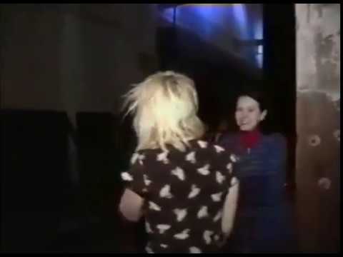 Kurt Cobain and Courtney Love -  Seattle, WA MTV Live and Loud [RARE CLIP]