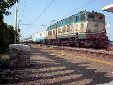 Expr 14466-14467 Vercelli - Lourdes in transito da Garbagna