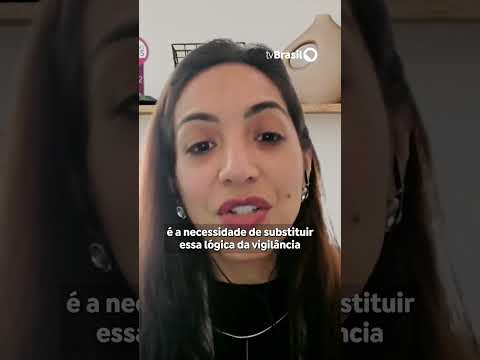 Estudo alerta que tempo excessivo no celular aumenta vulnerabilidade de adolescentes