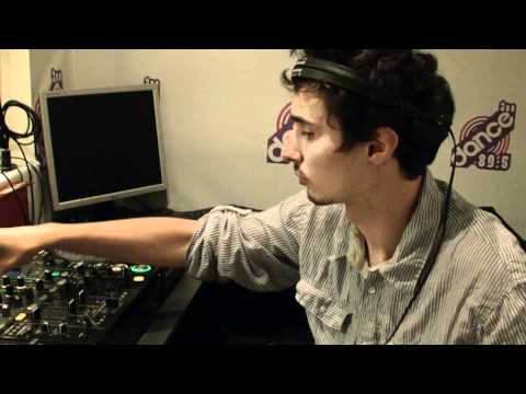 Cristi Cons @ Nights Underground #021 - Dance FM - 14.07.2011 [HD]