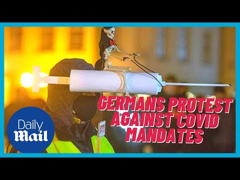 Covid protests: German protesters march against vaccine mandates in Berlin