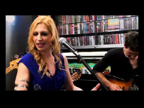 Tori Sparks - “Everybody Knows” Live at Record Store Day 2019