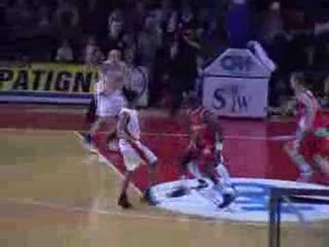 37 05-01-08 Charleroi-BCO - Brunner rondt heerlijke assist v