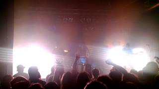 Sleigh Bells &quot;Tiger Kit&quot; Live in Des Moines