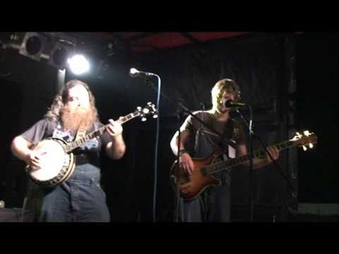 Picksiebner - Bolje grob nego job (live Hoomstock 2010)