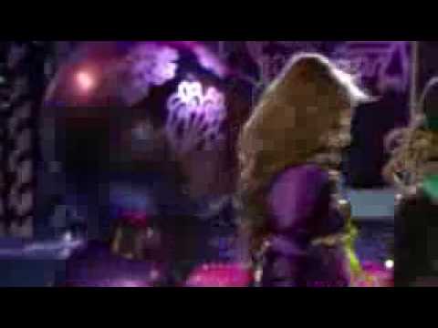 Victoria's Secret Fashion Show 2005 Part 4