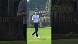 Download lagu definisi tuan muda #sehun 😭👍 pagi2 di jakarta udh main golf 😎 #sehun #exo cr to owner mp3