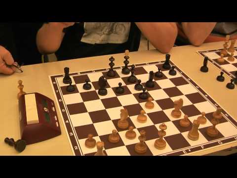 Joukkueblikstit 2011 Sotilaansiirto vai häirintää - tuomaritapaus