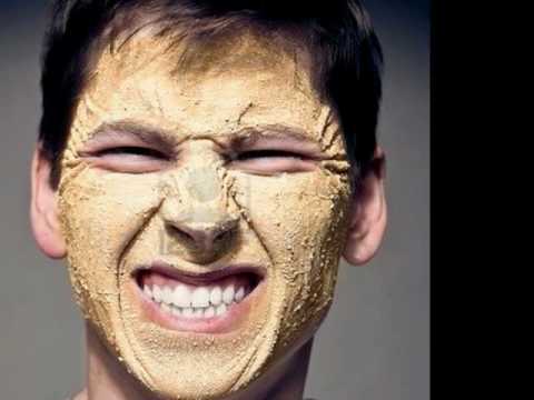 Der Gekreuz(siegt) Maskenball mit "Jesus Message"