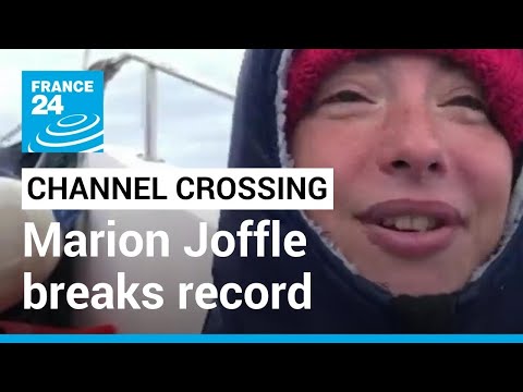 Channel crossing: Marion Joffle breaks record swimming from UK to France • FRANCE 24 English