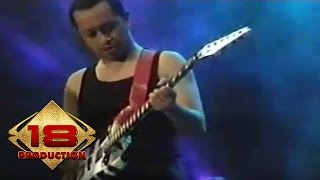 Download lagu Pas Band - Yob Eagger 2  (Live Konser Peleihari Kalsel 05 Mei 2006) mp3