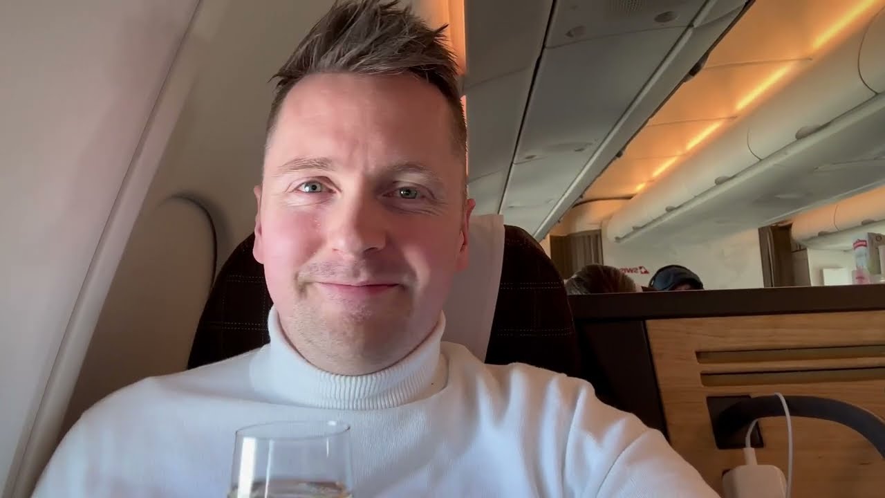 SWISS Business Lounge thumbnail