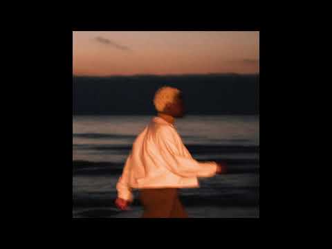 LaBlue & Astrønne - Femme du Crépuscule