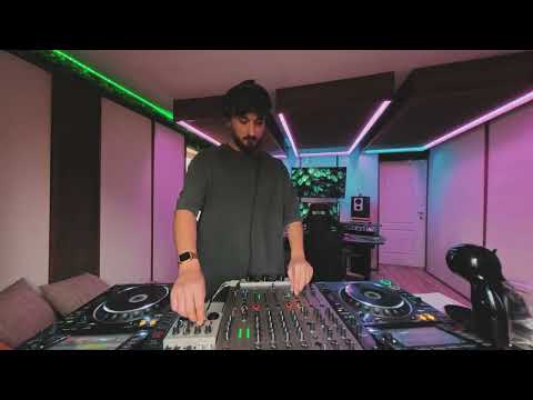 Manda – Week Vibes Ep.2 In The Studio (Afro-Latin House)