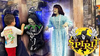 ALL ANIMATRONICS TOUR SPIRIT HALLOWEEN 2022 | MUST SEE