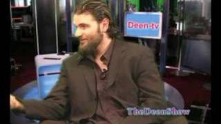 In this Episode of "The Deen Show", Jorge Garcia shares with the viewers the story of how he came to Islam.In this Show we...