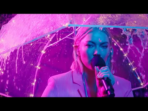 Astrid S - Airpods (Live at P3 Gull)
