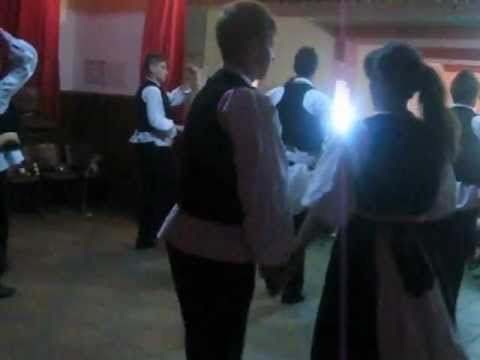 Grupul de dans cermei