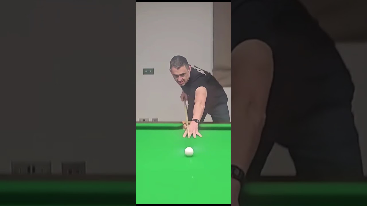 Ronnie O’Sullivan’s Crazy New Trickshot! | Snooker Genius #shorts