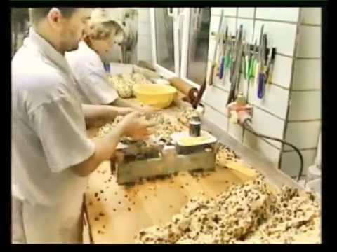 Original Dresdner Christstollen - Herstellung & Zutaten - Stollen-aus-Dresden.de