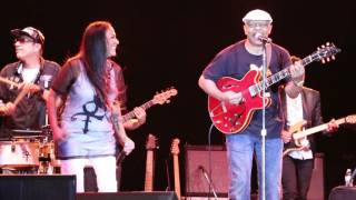 Freddie Stone w/ Sheila E : 'Everyday People'