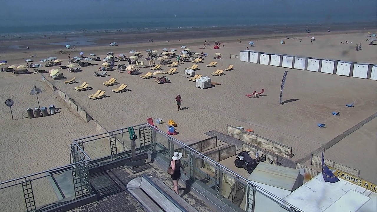 Live webcam view of Sint-Idesbald Beach Cabins