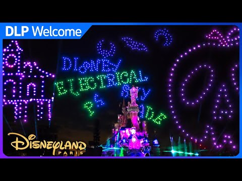 [4K Multi-Cam]  Disney Electrical Sky Parade - Halloween Edition - Disneyland Paris