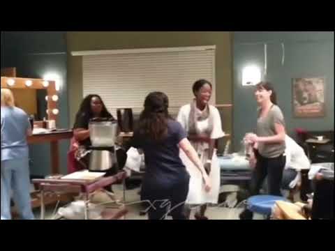 Sandra Oh dancing it out on the set of Grey’s Anatomy (2013)