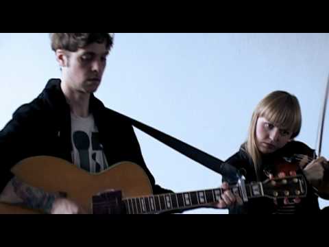 Bedroomdisco TV: Seabear - "Leafmask" & "Lion Face Boy" acoustic