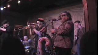 Louie Louie ChaCha - Brave Combo