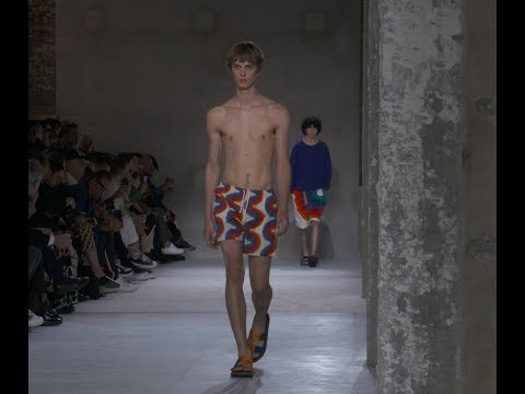 DRIES VAN NOTEN Paris Fashion Week Men's Spring/Summer 2019