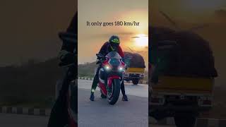 Download lagu Honda CBR 1000RR Top Speed | #shorts #viralshort #honda #cbr1000rr #topspeed #ytshorts mp3