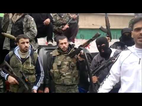 عناصر كتيبة معاذ بن جبل بعد بيان تشكيل الكتيبة في حي البياضة في مدينة حمص