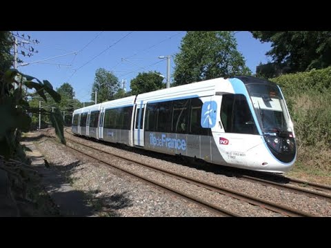 En immersion sur le Tram 13 Express (T13 : Saint-Cyr - Saint-Germain-en-Laye)