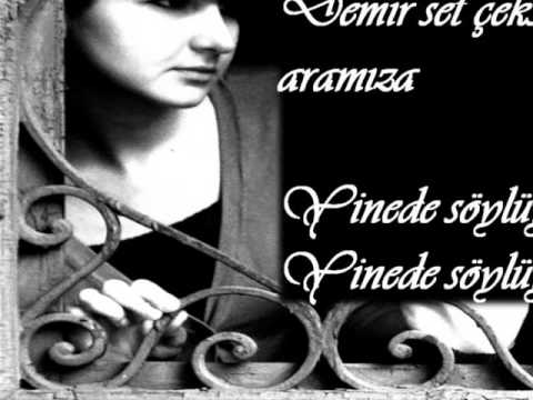 Seni seviyorum Uleyn  Şiir Ünal Türkoğlu  Yorum : Azade