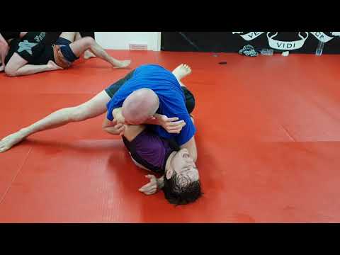 BJJ Rolling - Solid round with Big Ad