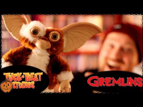 Trick Or Treat Studios Gizmo Prop Replica Mogwai Puppet | Gremlins