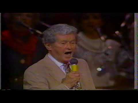 Bill Anderson and Roy Acuff - "I Wonder If God Likes Country Music"  (Opry Live 1987)