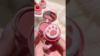 A blush that's cute as can be 🐱