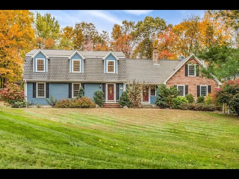 16 Howlett Street Topsfield MA