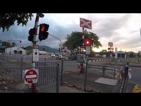 Level Crossing Gate Malfunction "Ghost Train".