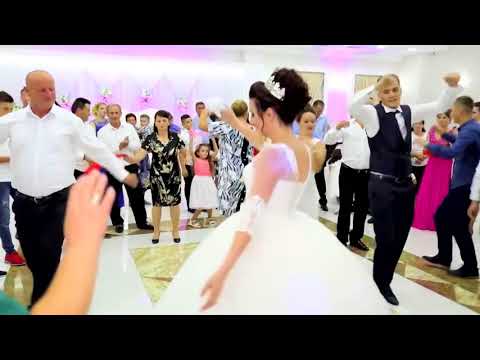 Dasma Shqiptare - Junik Blerta - Nje valle e bukur popullore