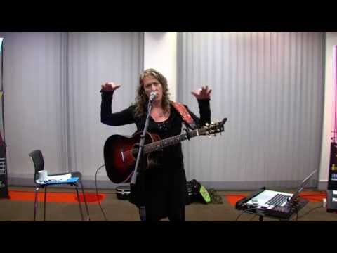 IMRO Master Class with International Hit Songwriter Beth Nielsen Chapman