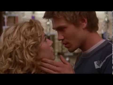 OTH Leyton kiss 1x13