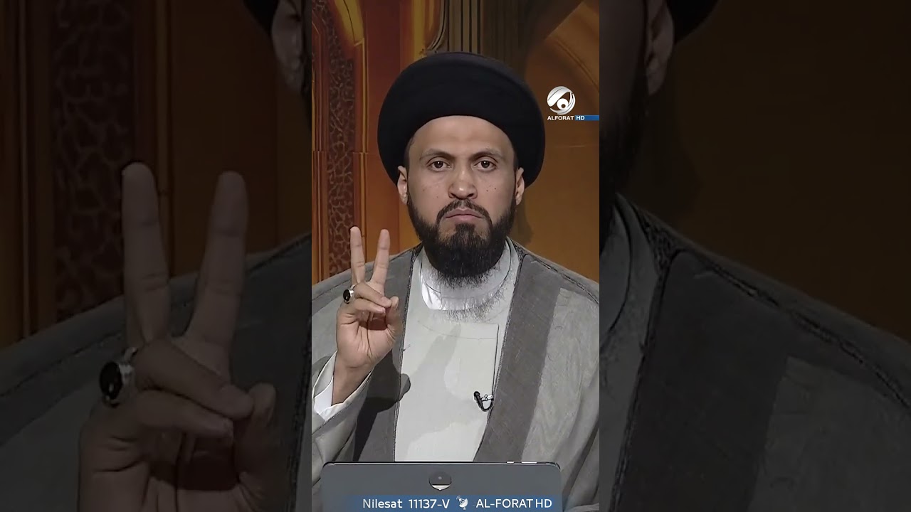 فيديو | متصل والدتي تصلي أمامي… هل هذا جائز؟