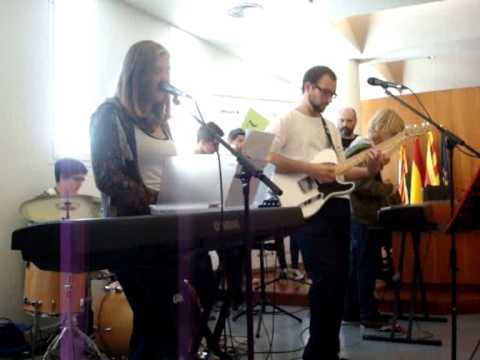 Catarsis - Walking on sunshine (cover)