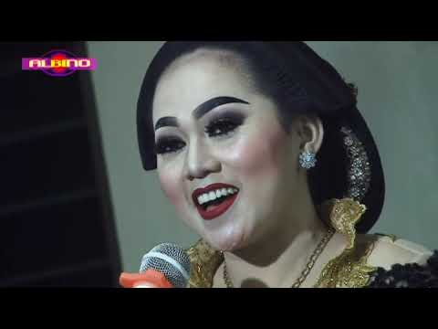 GUY0N MAT0N RIRIK VS SETR0 DEGLENG ''NYIDAM SARI'' MENG0C0K PERUT