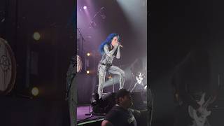 Arch Enemy - Dead Bury Their Dead #live #melodicdeathmetal #archenemy #alissawhitegluz #michaelamott