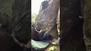 Video thumbnail of Snail Trail, V9. Columbia